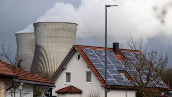 Đức phản đối năng lượng hạt nhân trong sách quy tắc "đầu tư xanh" của EU