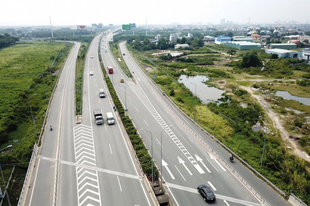 Sắp có thêm 3 đoạn cao tốc mới để khép kín cao tốc Bắc - Nam