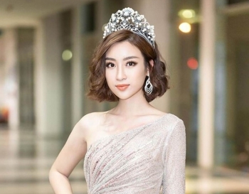 hoa hau do my linh nam 2019 nhu mot cai tat khien toi tinh ngo
